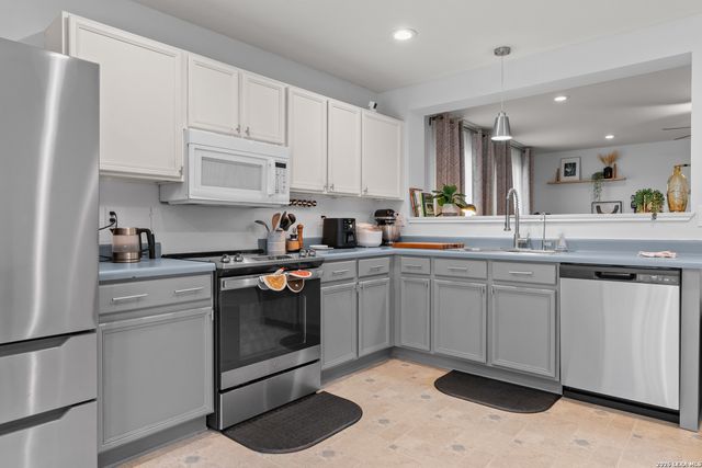 168 BOOKER PALM, San Antonio, TX 78239