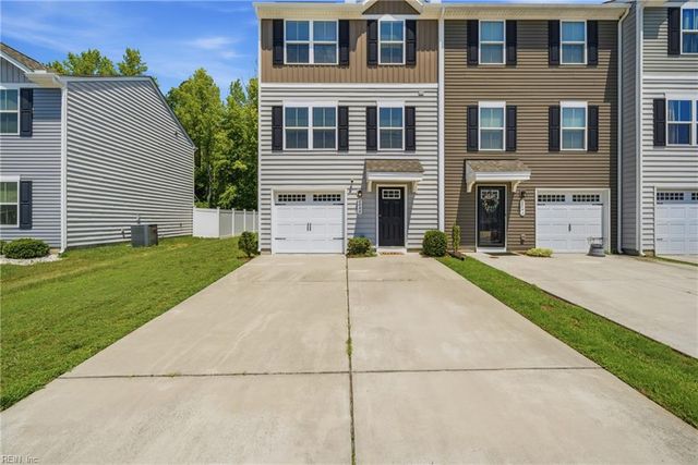 2048 Petersen WAY, Suffolk, VA 23434