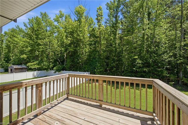 2048 Petersen WAY, Suffolk, VA 23434