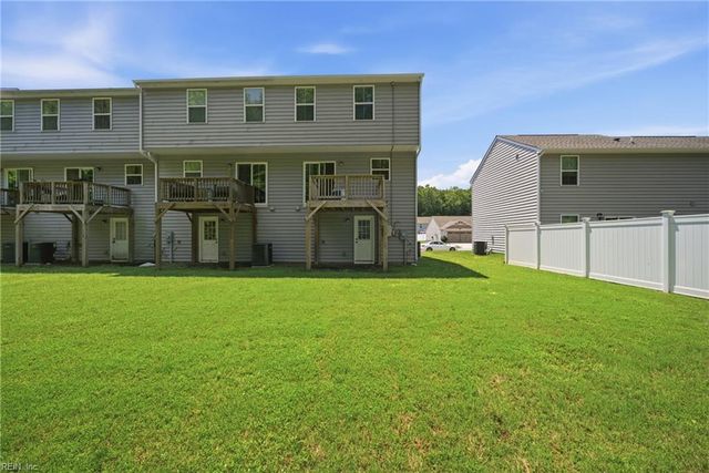 2048 Petersen WAY, Suffolk, VA 23434