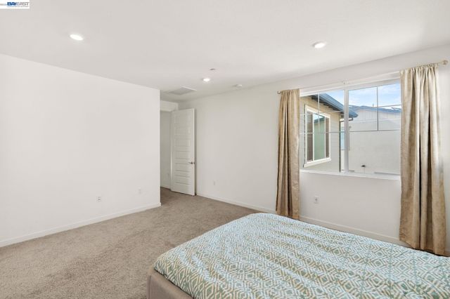 2517 Cyan Dr, Fairfield, CA 94533