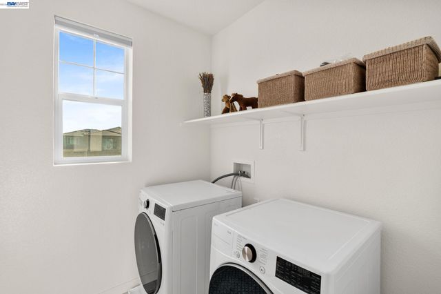 2517 Cyan Dr, Fairfield, CA 94533