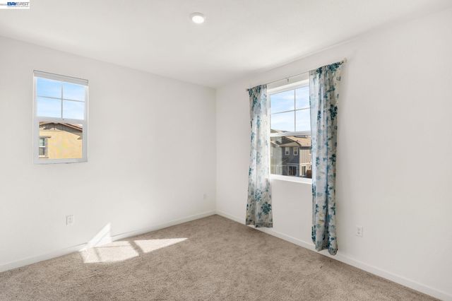 2517 Cyan Dr, Fairfield, CA 94533