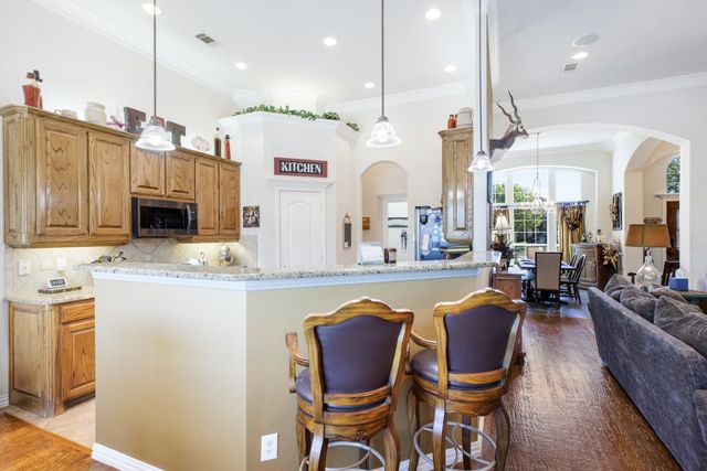 13788 Old Oaks Drive, Fort Worth, TX 76028