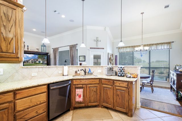 13788 Old Oaks Drive, Fort Worth, TX 76028