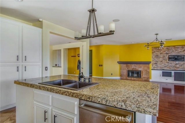 4293 SOTOGRANDE Circle, Corona, CA 92883