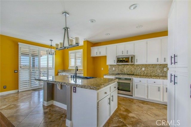 4293 SOTOGRANDE Circle, Corona, CA 92883