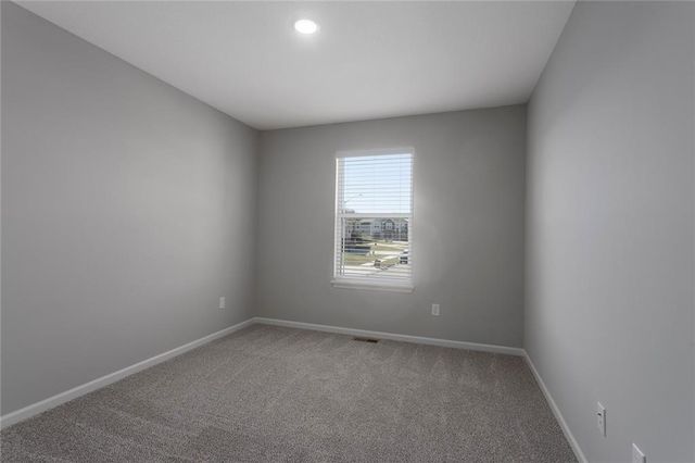 601 Foxglove Lane, Raymore, MO 64083