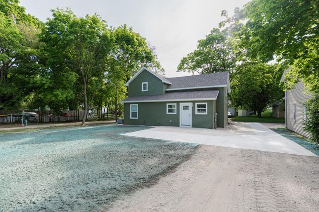 620 S Lansing Street, Pleasant, MI 48858