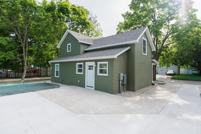 620 S Lansing Street, Pleasant, MI 48858