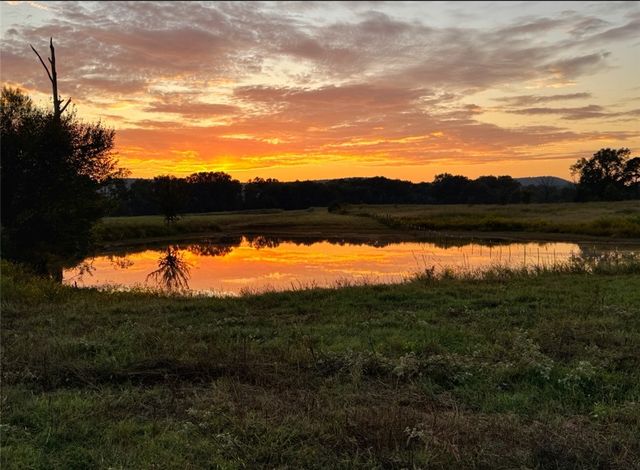 10972 Cowger Lane, Dardanelle, AR 72834