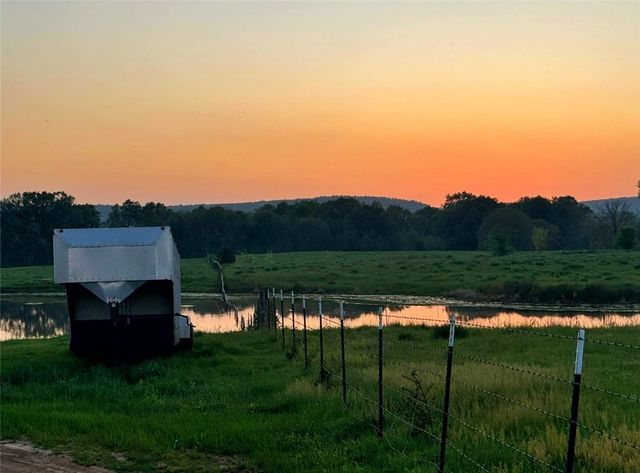 10972 Cowger Lane, Dardanelle, AR 72834