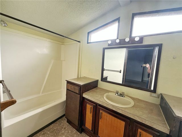 10972 Cowger Lane, Dardanelle, AR 72834