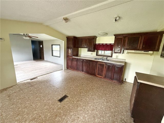 10972 Cowger Lane, Dardanelle, AR 72834