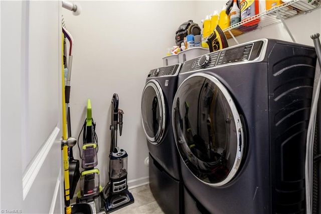 2462 Dukes Hollow Court, High Point, NC 27265