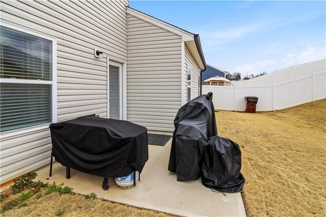 2462 Dukes Hollow Court, High Point, NC 27265