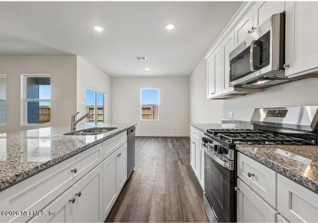 6212 PEEPLES Lane, Jacksonville, FL 32219