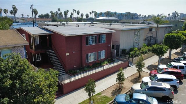 1564 Locust, Long Beach, CA 90813