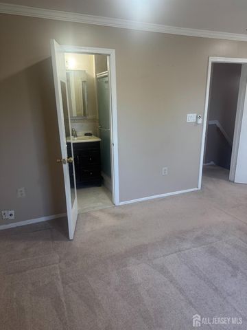 8 Begonia Court, Sayreville, NJ 08872