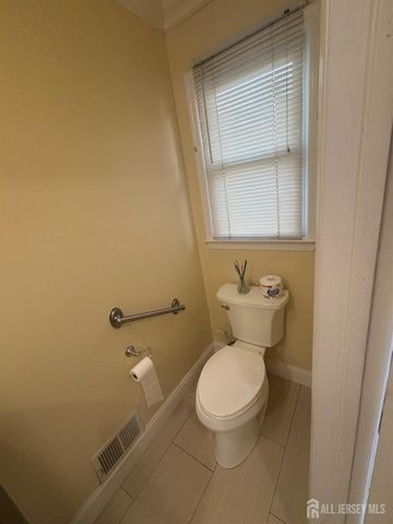 8 Begonia Court, Sayreville, NJ 08872
