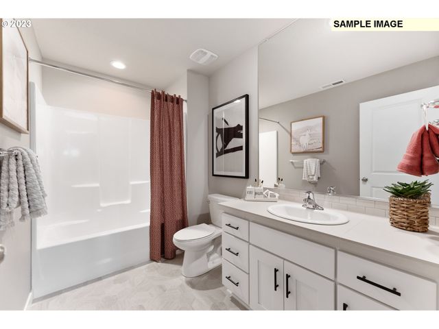 13435 Ne 87th St 160, Vancouver, WA 98682