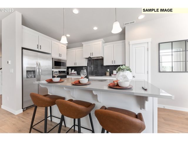 13435 Ne 87th St 160, Vancouver, WA 98682