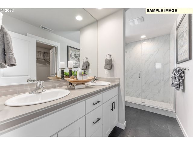 13435 Ne 87th St 160, Vancouver, WA 98682