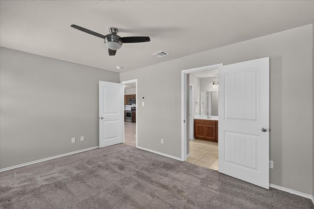 1049 Sewell Drive, Fate, TX 75189
