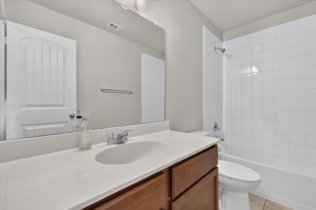 1049 Sewell Drive, Fate, TX 75189