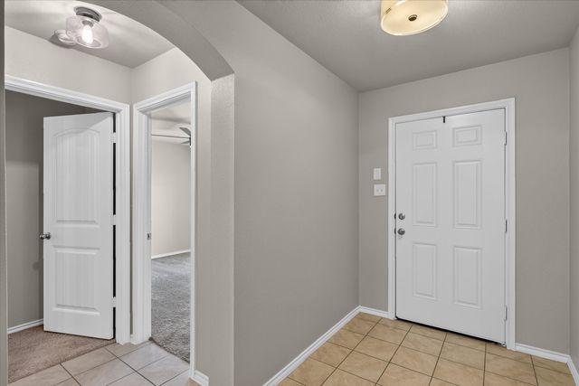 1049 Sewell Drive, Fate, TX 75189