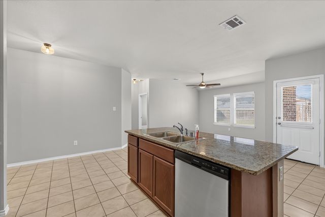 1049 Sewell Drive, Fate, TX 75189