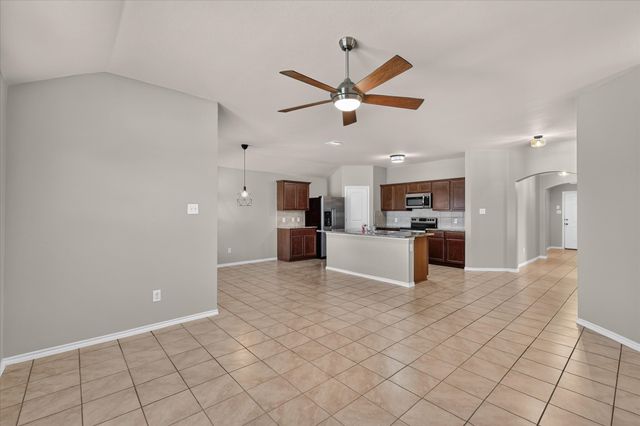 1049 Sewell Drive, Fate, TX 75189