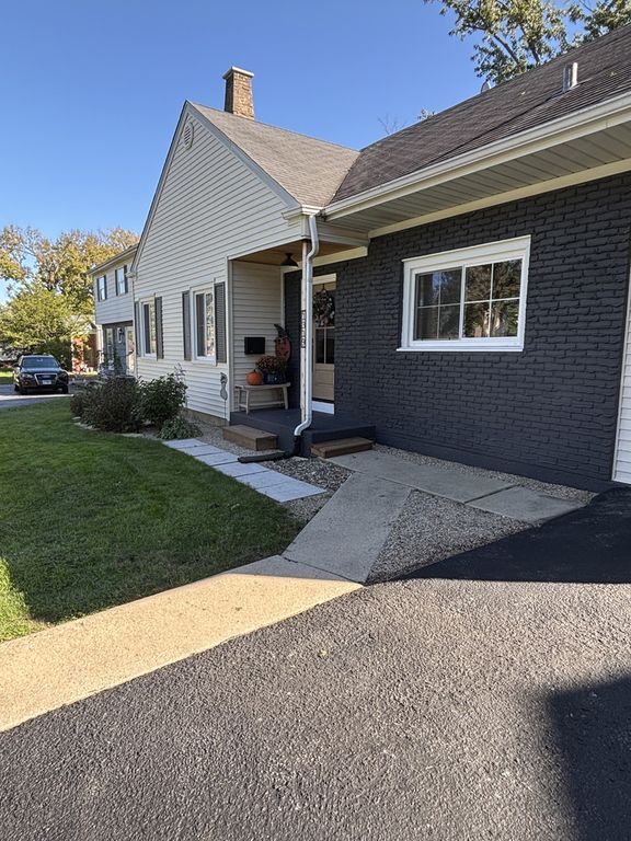 1319 Evergreen Road, Homewood, IL 60430 — exterior