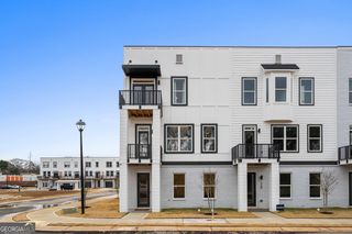 1046 Brookglynn Trace, Decatur, GA 30032