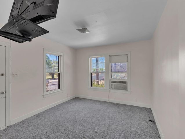 900 E 37th ST, Austin, TX 78705