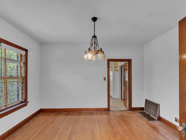 900 E 37th ST, Austin, TX 78705