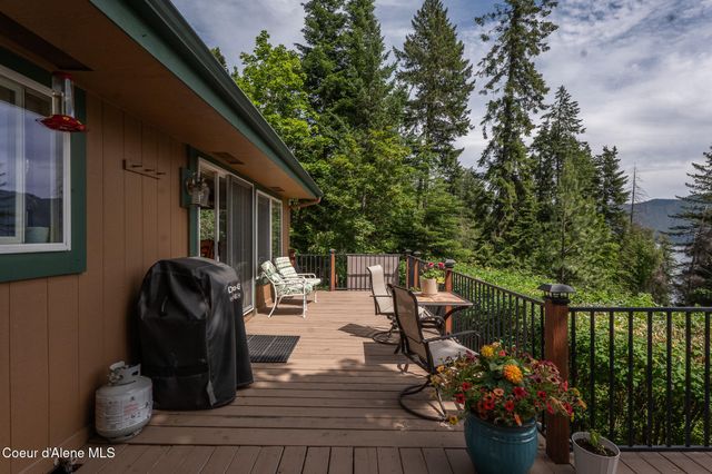 17532 E Bannock DR, Bayview, ID 83803