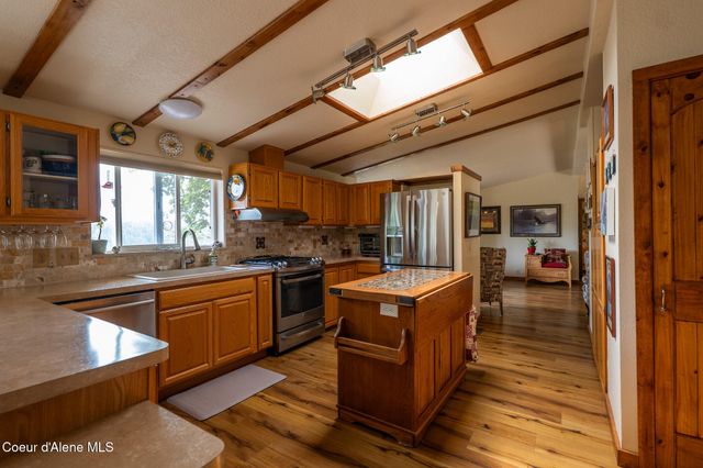 17532 E Bannock DR, Bayview, ID 83803