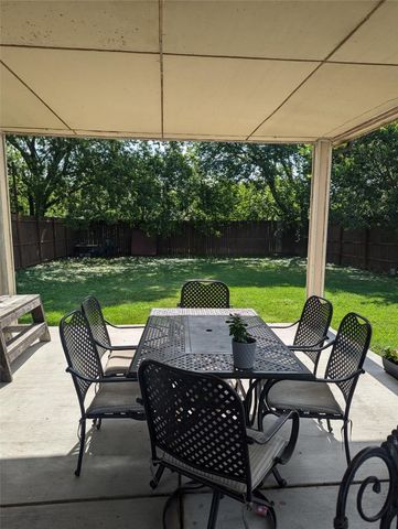 2715 Britton Avenue, Dallas, TX 75216