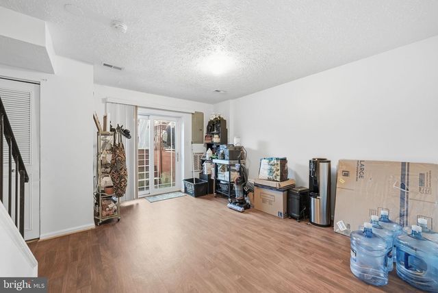 5513 WOODLAWN MANOR CT, Alexandria, VA 22309