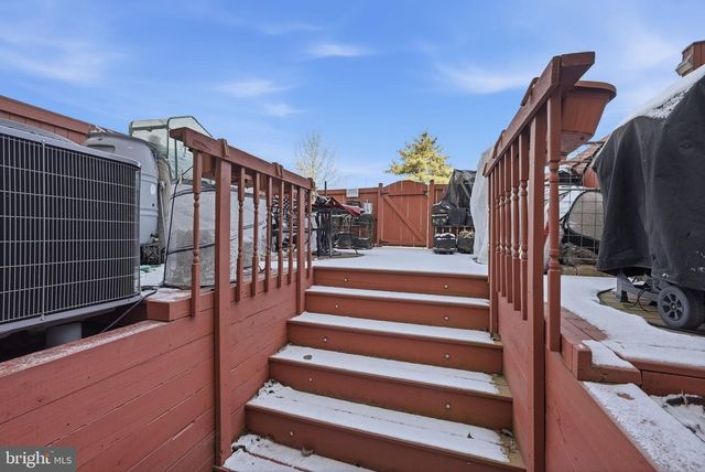 5513 WOODLAWN MANOR CT, Alexandria, VA 22309