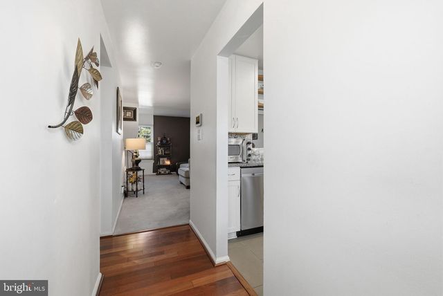 5513 WOODLAWN MANOR CT, Alexandria, VA 22309