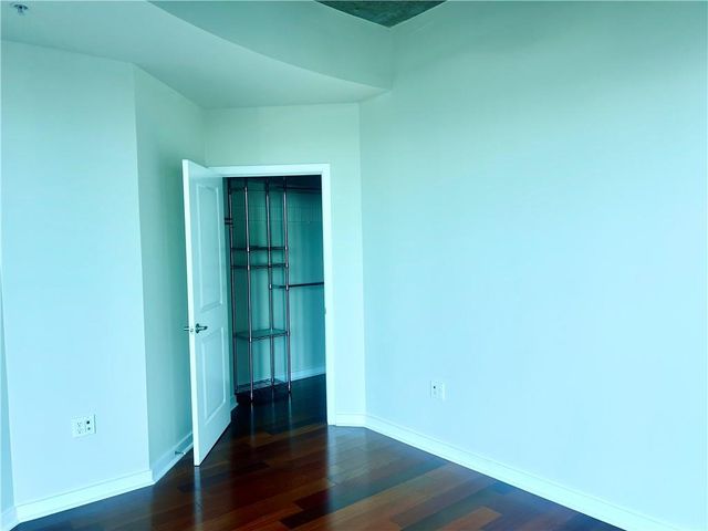 400 W Peachtree Street NW 1804, Atlanta, GA 30308