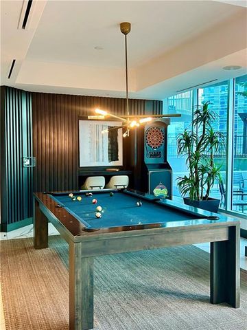 400 W Peachtree Street NW 1804, Atlanta, GA 30308