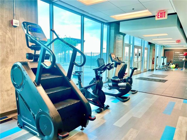 400 W Peachtree Street NW 1804, Atlanta, GA 30308