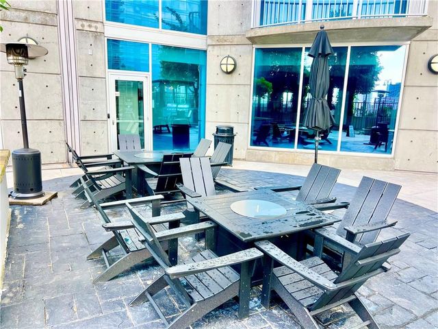 400 W Peachtree Street NW 1804, Atlanta, GA 30308
