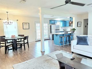 2222 73rd Street, Galveston, TX 77551
