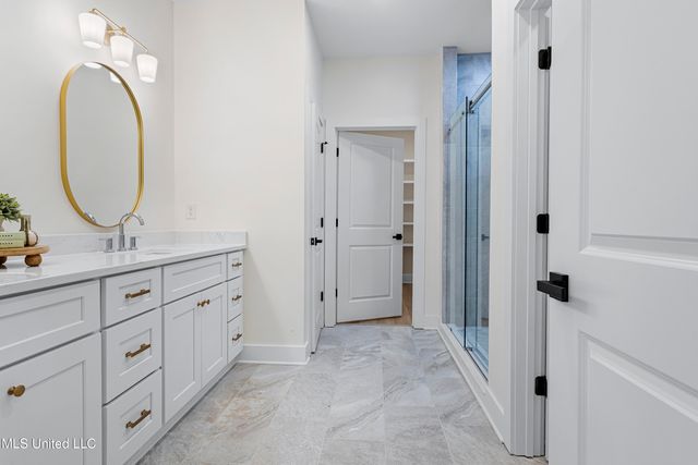 1712 Pelican Avenue, Ocean Springs, MS 39564