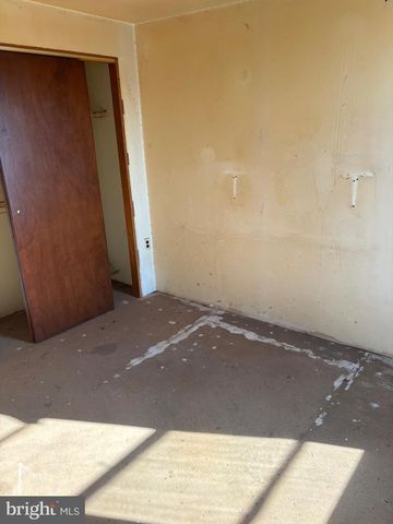 904-906 GREENWICH ST, Philadelphia, PA 19147