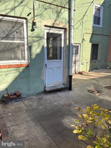 904-906 GREENWICH ST, Philadelphia, PA 19147